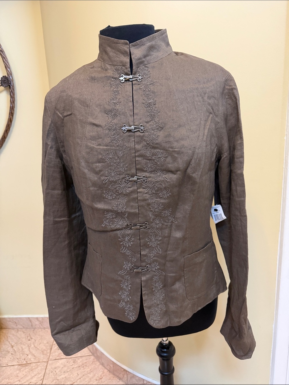 NWT Tahari Linen Embroidered Brown Mandarin Collar Blazer L